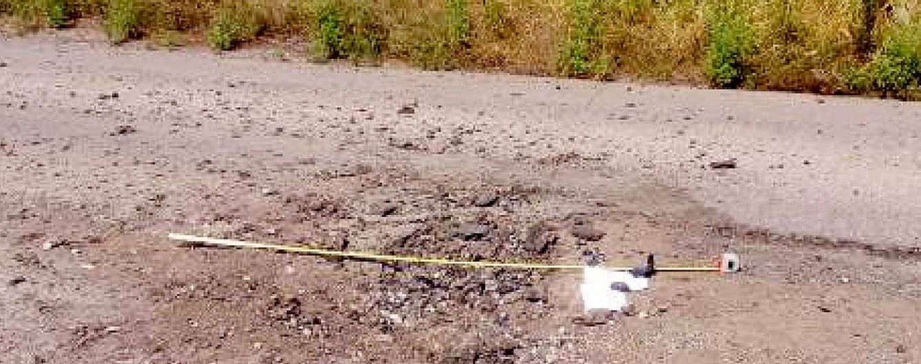 Бойовики на Луганщині потрощили дорогу регіонального значення