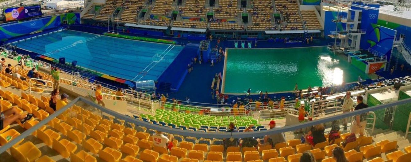 Спортсмени спантеличені. Вода в олімпійському басейні в Ріо за добу кардинально змінила колір
