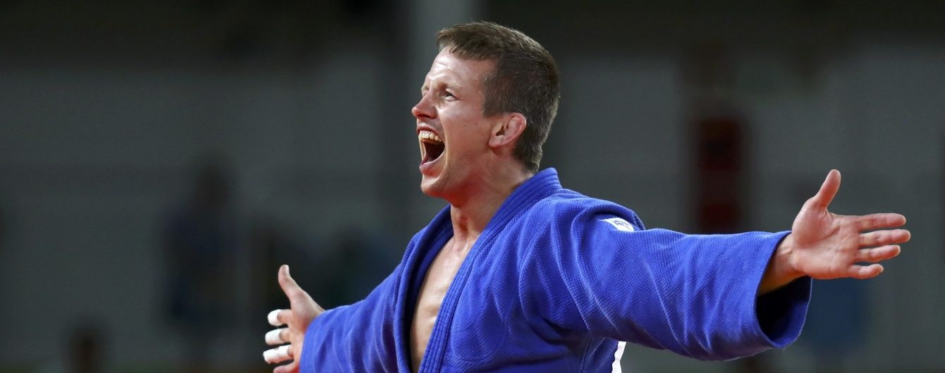 На пляжі в Бразилії грабіжник побив бронзового призера Олімпіади з дзюдо