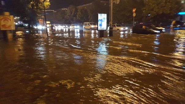 злива у Полтаві 10 серпня