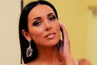 Співачка Алсу втретє стала мамою і дала сину "солодке" ім'я