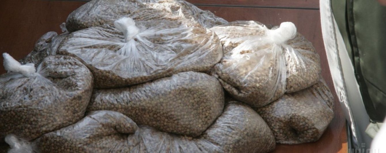 Протягом місяця гречка здешевшала на 4 гривні