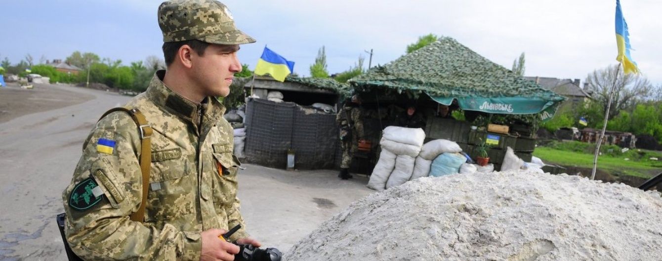 Бойовики обстріляли прикордонників на блокпості "Майорськ"
