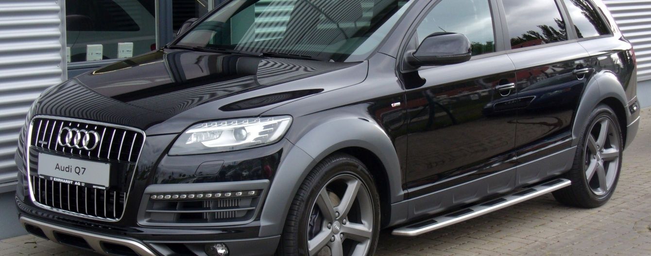 Переписав на бабусю. Журналісти розкрили власника авто Audi Q7 прокурора Суса