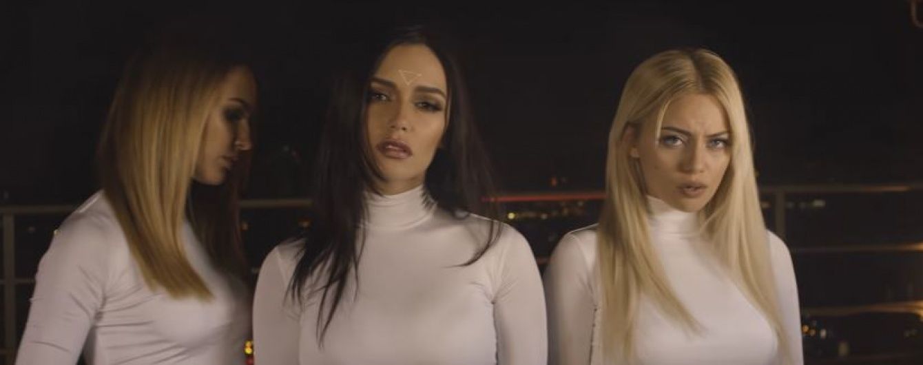 Гурт SEREBRO показав емоційну історію нещасливого підліткового кохання