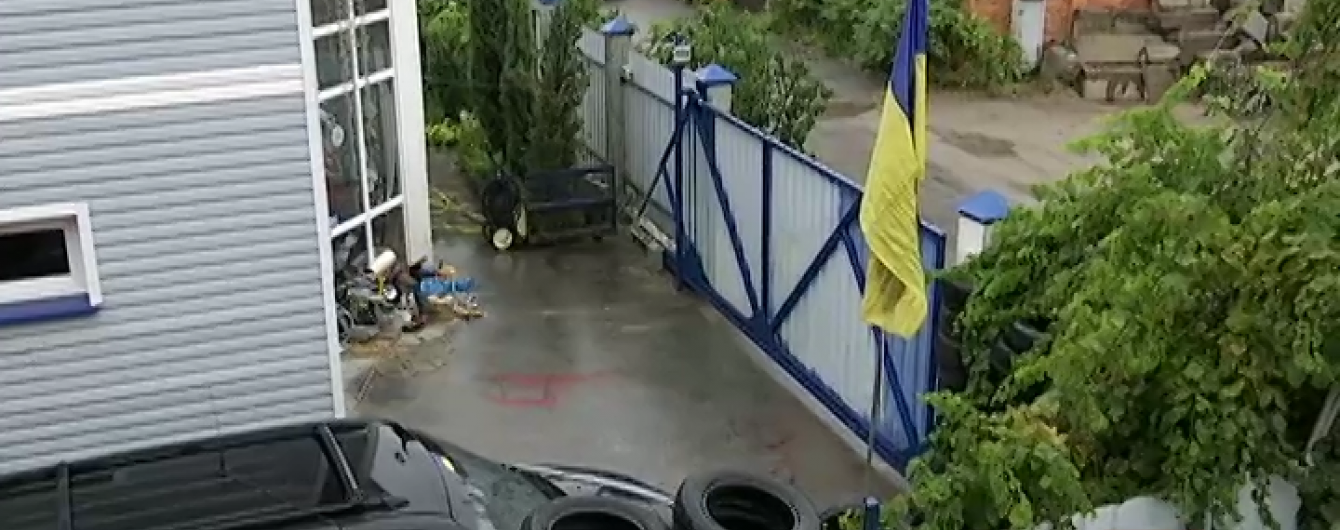 Жертвою конфлікта волонтера та екс-керівника ДАІ стала собака