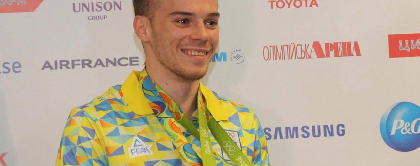 Зачем быть там, где не уважают. Олимпийский чемпион Верняев пожаловался на квартиру от Кличко