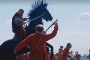 Порошенко привітав українців із Днем Незалежності видовищним відео