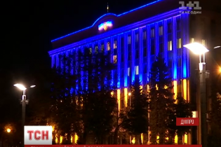 У Дніпрі у День Незалежності у небі розгорнуть найбільший прапор України