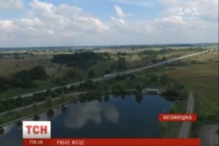На Житомирщині бізнесмени хочуть орендувати щойно повернені селу ставки для "європейського містечка"