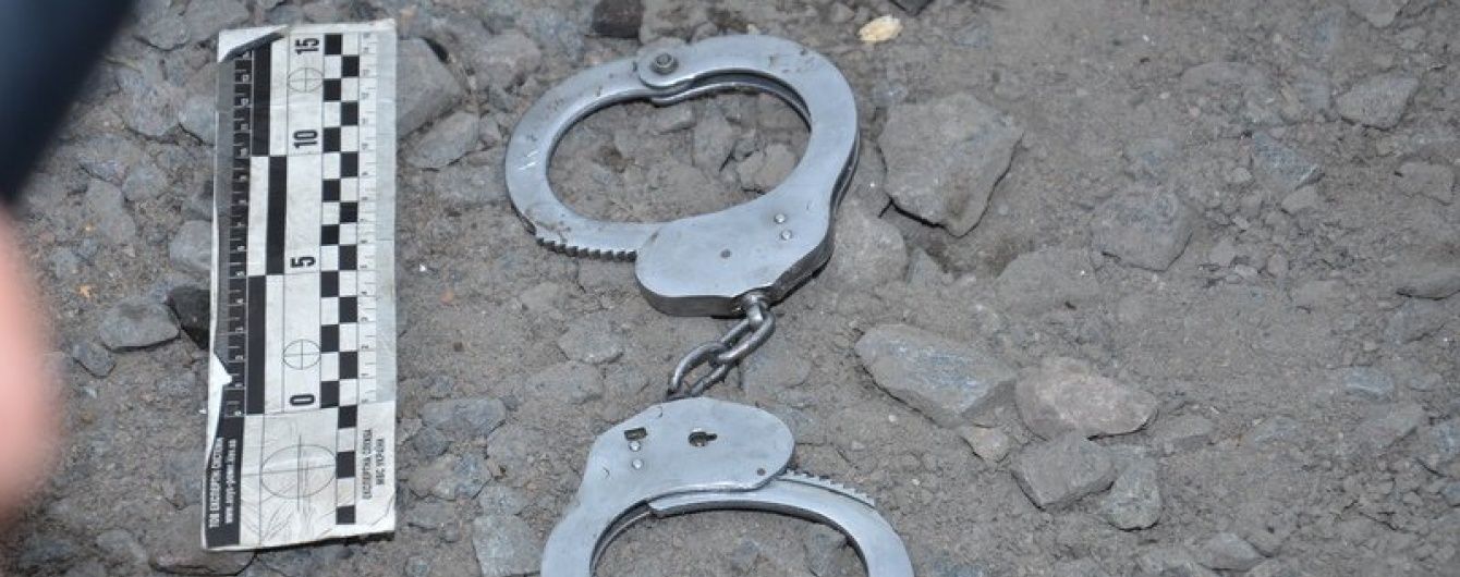 Полісмени в Кривому Озері побили чоловіка, закували в кайданки й стріляли по ньому - Луценко