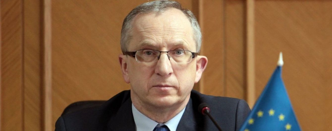 "Група людей тримає заручниками всю Україну". У ЄС прокоментували блокування безвізового режиму