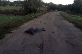 Поліція оприлюднила фото водія, який на смерть збив трьох хлопців та втік