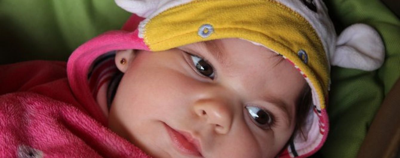 Однорічна Вероніка сподівається на допомогу