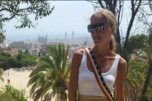 У єднанні із природою: ненафарбована Катя Осадча провела останній вікенд літа на річці