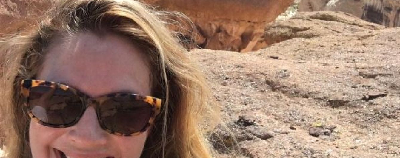 Спітніла Дрю Беррімор показала, як виглядає після виснажливого заняття спортом