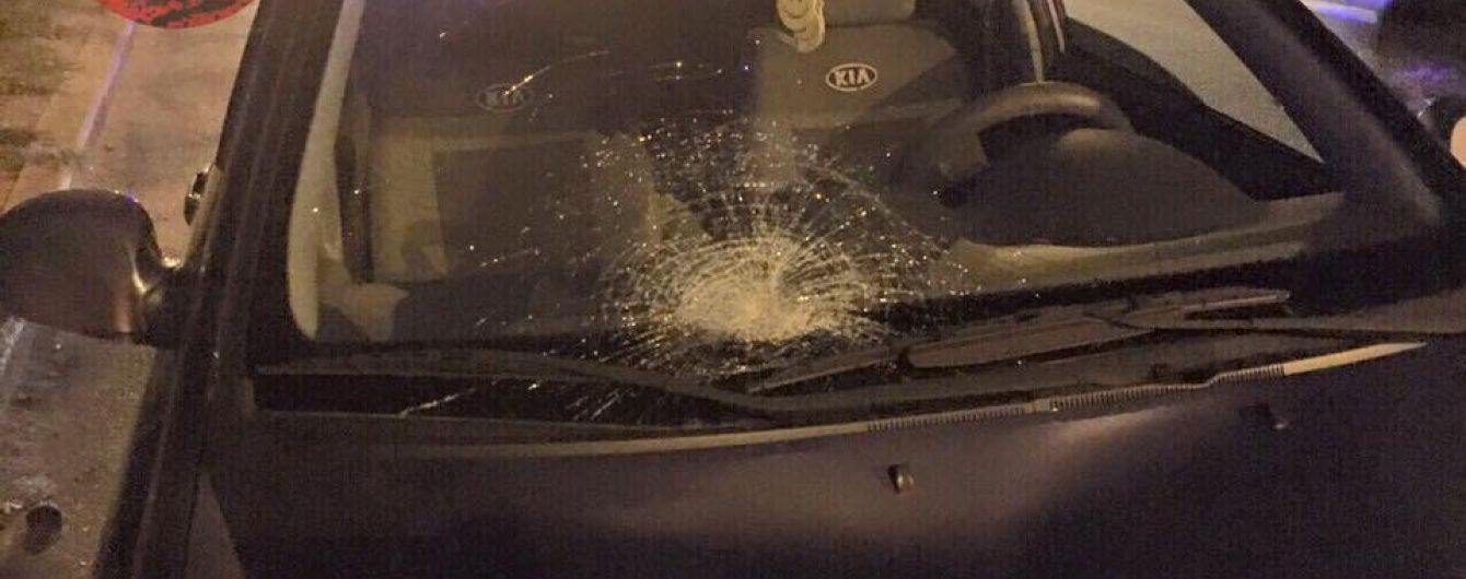 У Києві водій KIA збив на смерть школяра на пішохідному переході