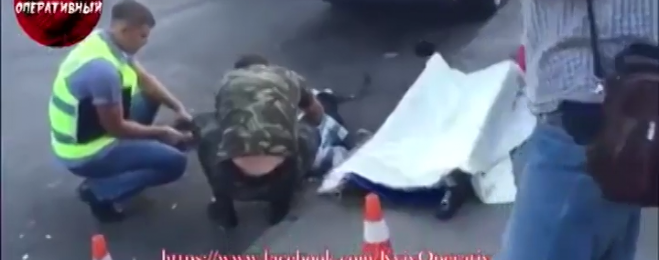У Києві на Нивках автобус розчавив стареньку жінку