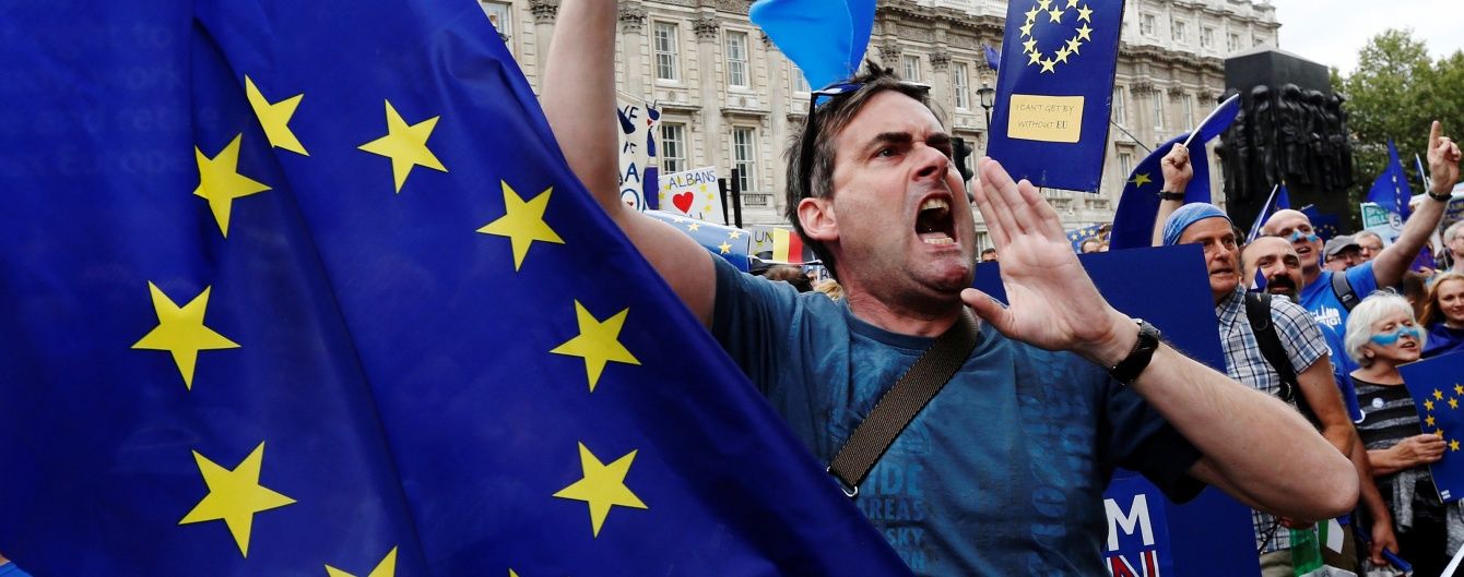 Провідні банки можуть покинути Великобританію через Brexit