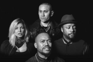 The Black Eyed Peas разом із світовими зірками "воскресили" свій старий хіт