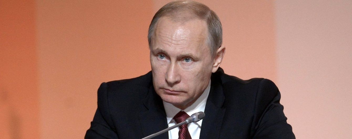 Путін знову навідається до анексованого Криму