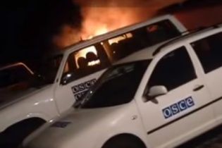 Авто ОБСЄ підпалили у центрі Івано-Франківська