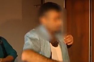 У Росії журналістка здала поліції чоловіка-повію, про якого зняла репортаж
