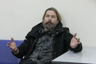 Фронтмена скандального російського гурту звинувачують у втечі з місця злочину