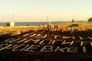 В окупованому Криму мешканці селища написали звернення Путіну по допомогу з каміння