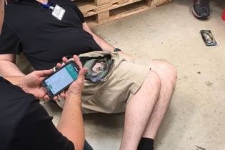 Сильні опіки й подірявлені шорти. SAMSUNG NOTE 7 вибухнув у кишені американця