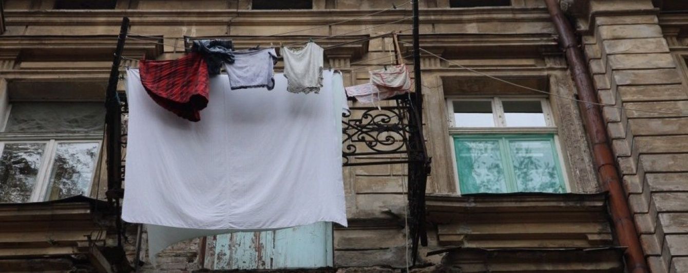 В Одессе умерла пострадавшая при обрушении балкона пенсионерка