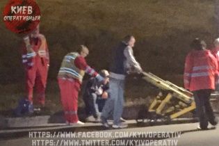 У Києві водій на смерть збив дівчину та втік з місця ДТП