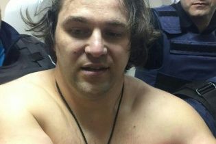 Сусіди розповіли про "тихого" Пугачова, який убив патрульних у Дніпрі