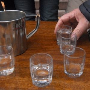 У Підмосков'ї 11 місцевих мешканців отруїлися спиртом, троє людей загинули