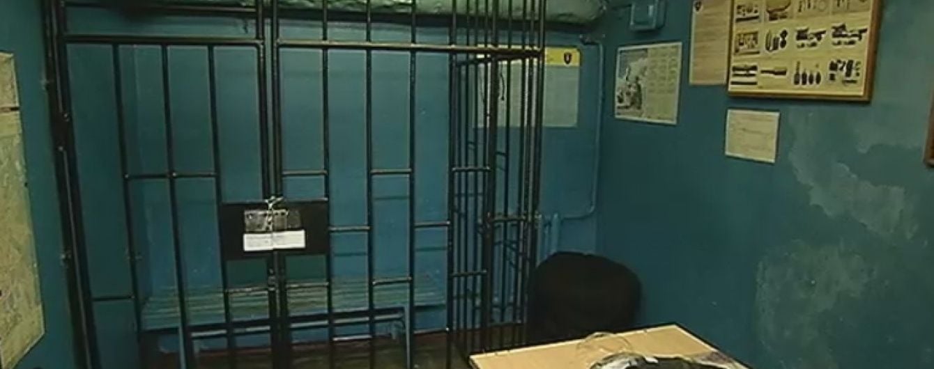 В киевском метро отказались от клеток для правонарушителей
