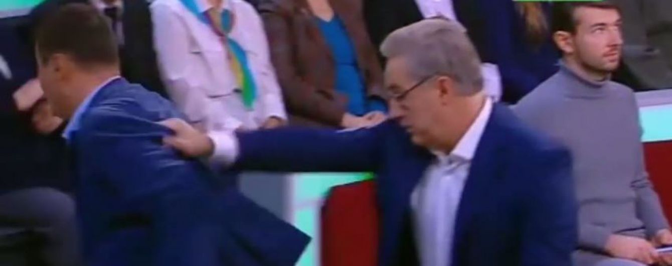 Ведучий НТВ силою виштовхав українського блогера з ефіру за правду про катастрофу MH17