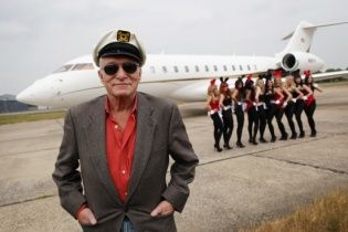 90-летний основатель Playboy саркастически ответил на шквал слухов о серьезной болезни