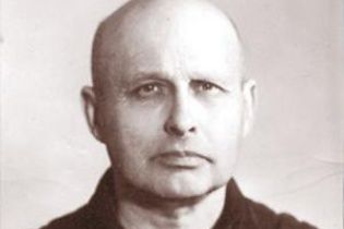 У Кропивницькому реконструюють могилу підпільного мільйонера, який був власником унікальної колекції