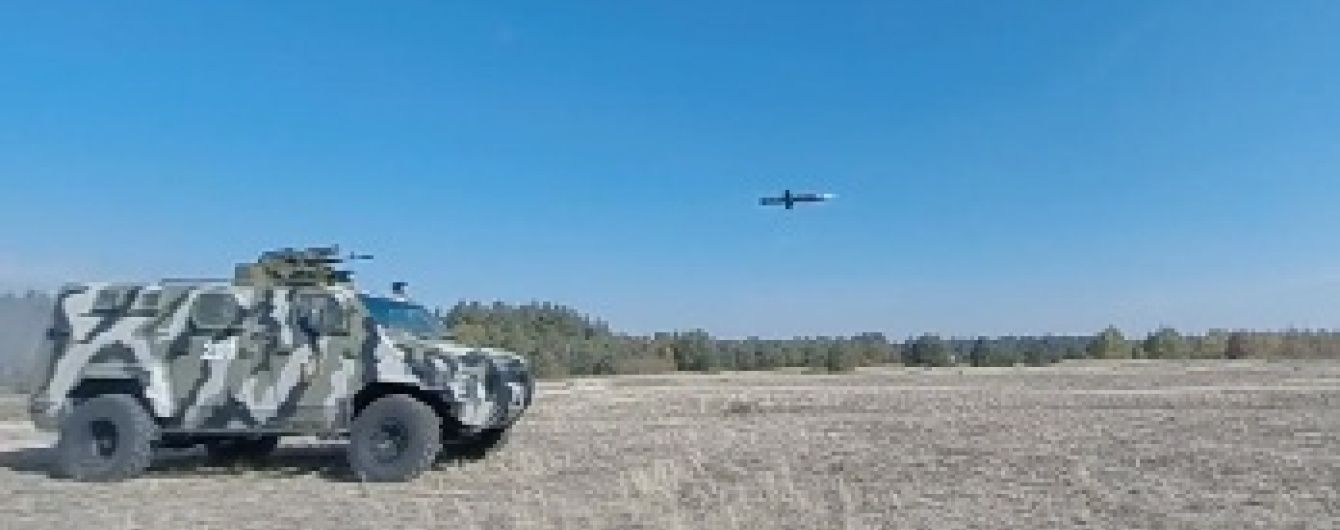 Порошенко обнародовал видео успешного испытания нового украинского вооружения
