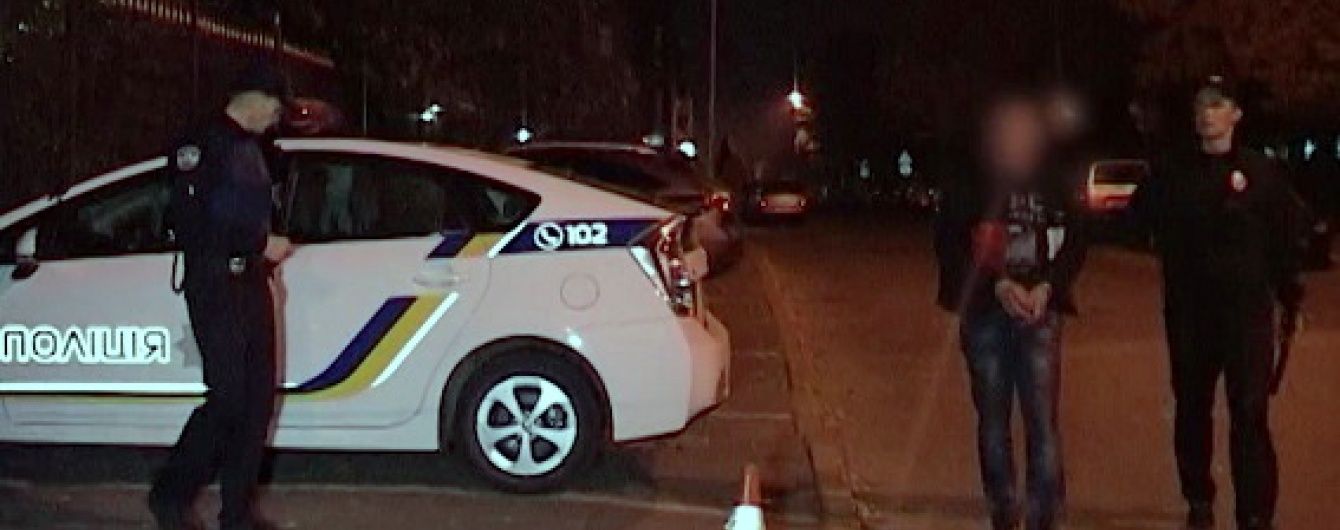 У Києві затримали чоловіка, який напав із ножем на головного редактора одного з телеканалів