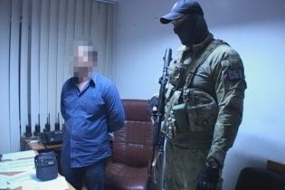 У Дніпрі на хабарі зловили двох начальників поліції