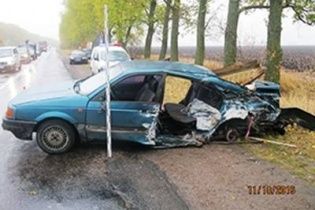 На Киевщине мощно столкнулись ВАЗ и Volkswagen, есть жертвы