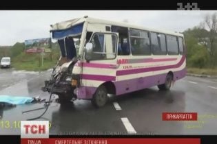 Смертельное ДТП на Прикарпатье: пассажиры запомнили возглас водителя автобуса о шофере грузовика