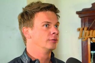 Дмитрий Комаров случайно прыгнул с роковым парашютом Насти Каменских