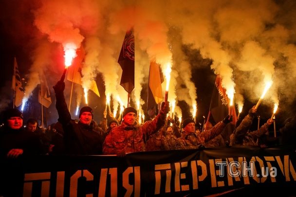 Результат пошуку зображень за запитом "марш упа смолоскипи"