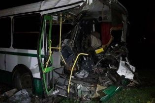 Водитель БТР, столкнувшегося с гражданским автобусом, был трезв