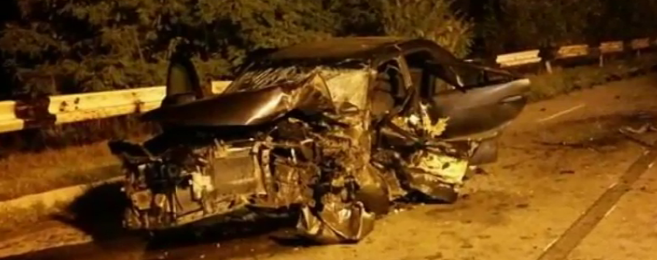На Буковині молодик у смертельній ДТП розбив щойно куплений новенький BMW