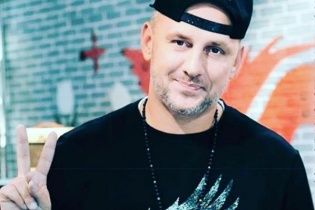 Вигадливий Потап закарбував на своєму тілі назву гурту "Потап і Настя"