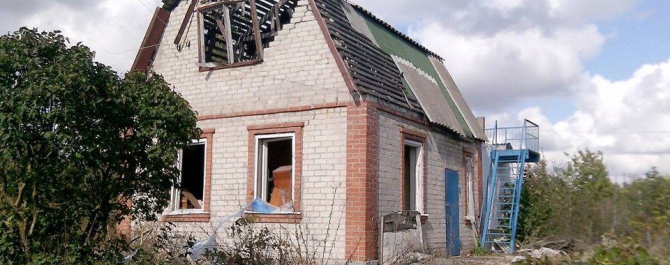 Бойовики обстріляли Водяне зі 152-мм артилерії, а Луганське - з озброєння БМП