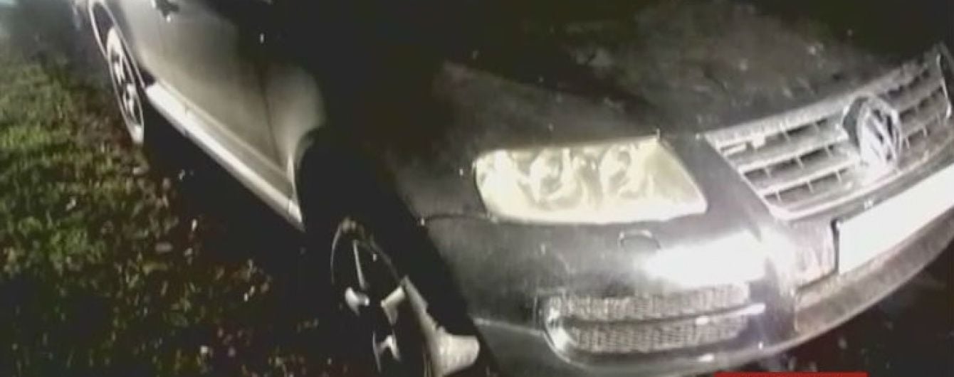 Поліція одразу двох областей зі стріляниною наздоганяла автокрадіїв
